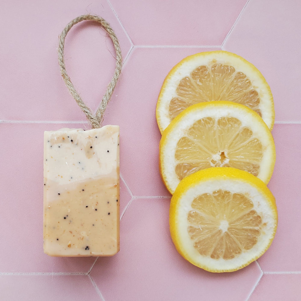 Lemon and Poppy Seed Soap is made of a blend of cocoa butter and several plant oils, including olive oil, almond oil, castor oil and coconut oil for an intense boost of moisture.